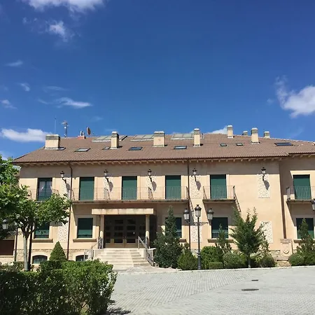 Mirasierra Hotel 3*